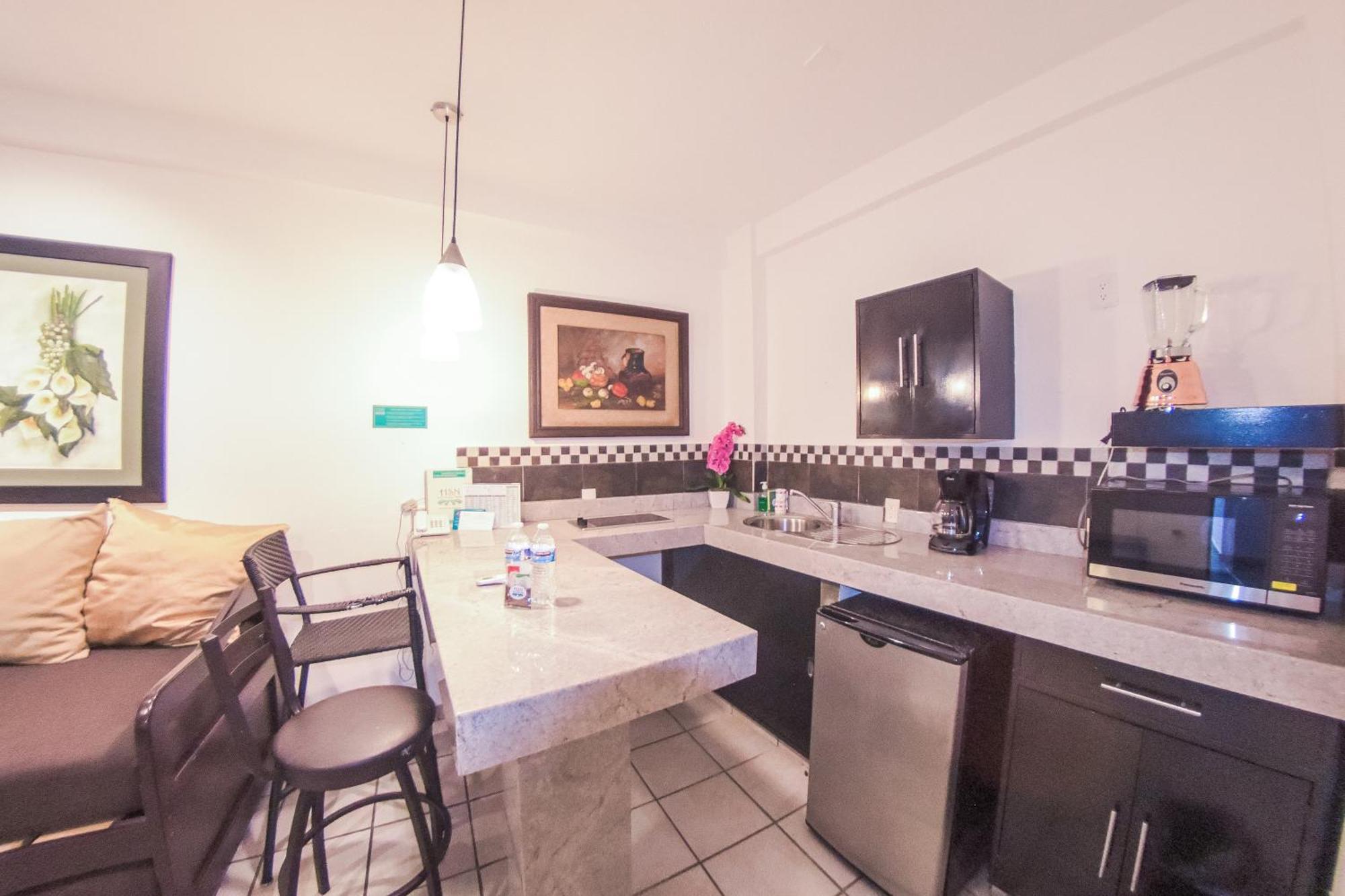 Hotel Suites Nadia Puerto Vallarta Exteriör bild