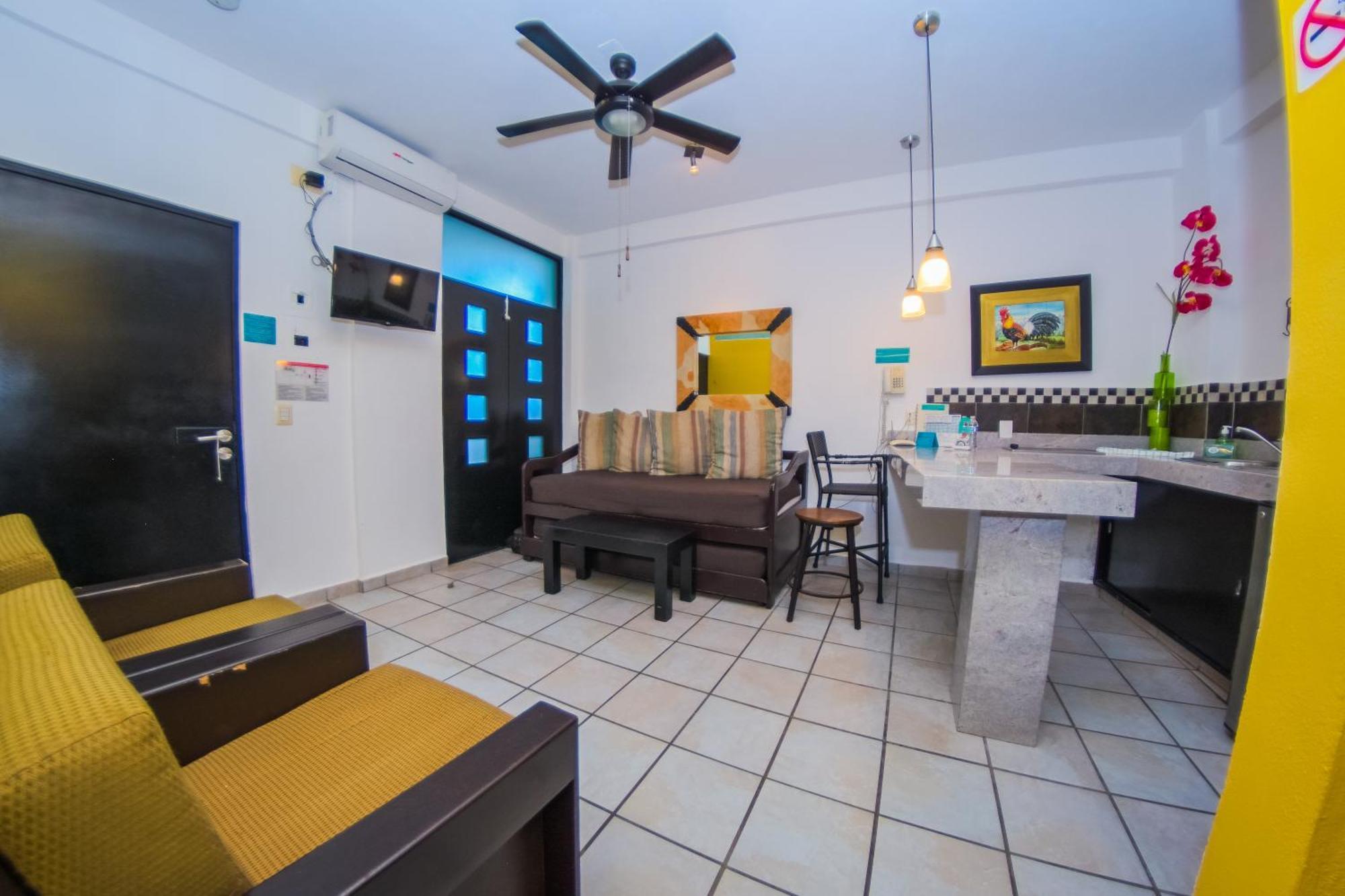Hotel Suites Nadia Puerto Vallarta Exteriör bild