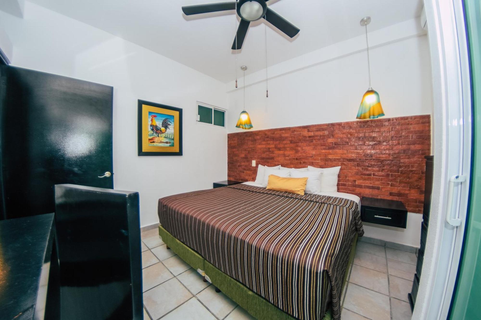 Hotel Suites Nadia Puerto Vallarta Exteriör bild