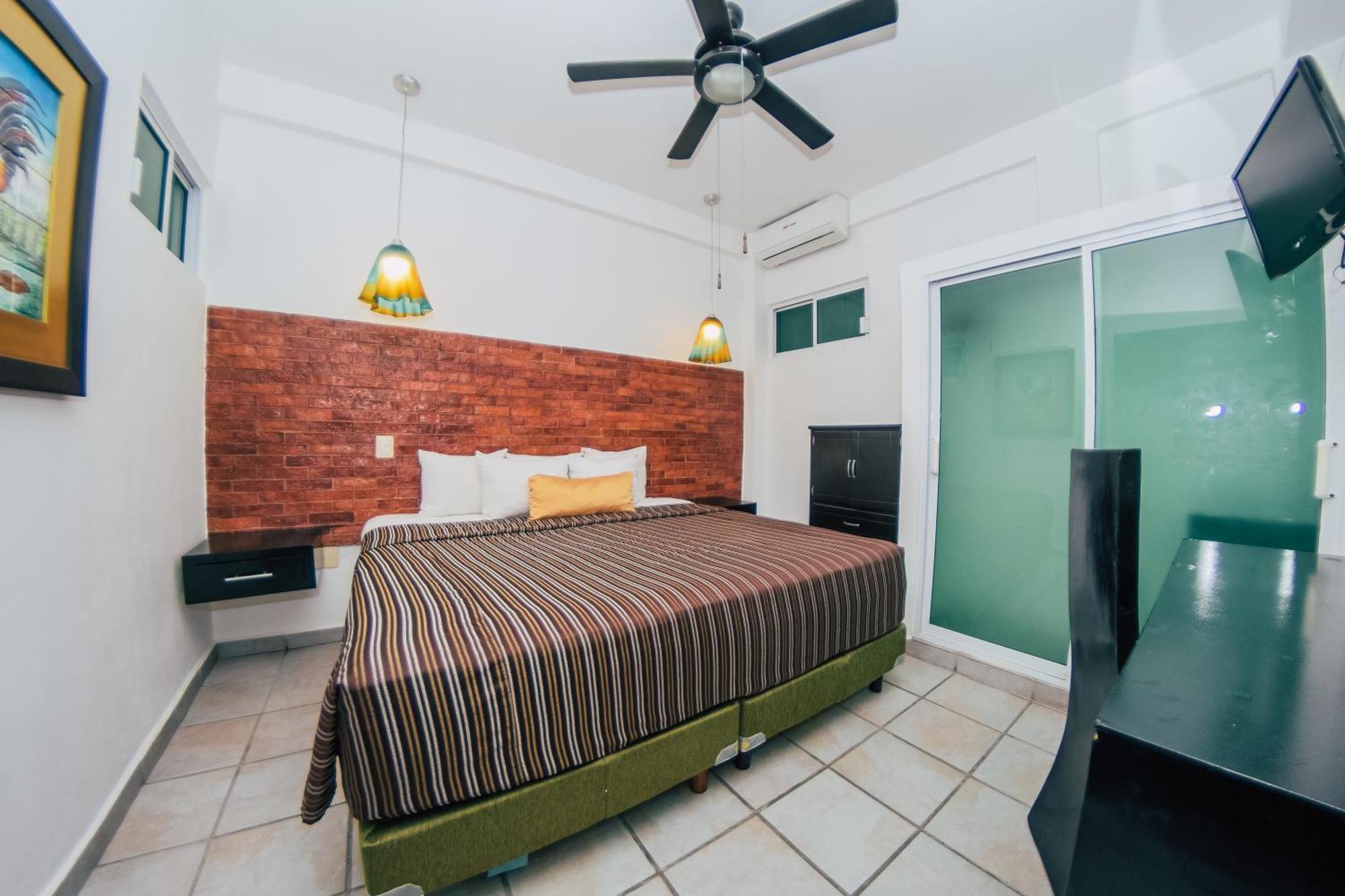 Hotel Suites Nadia Puerto Vallarta Exteriör bild